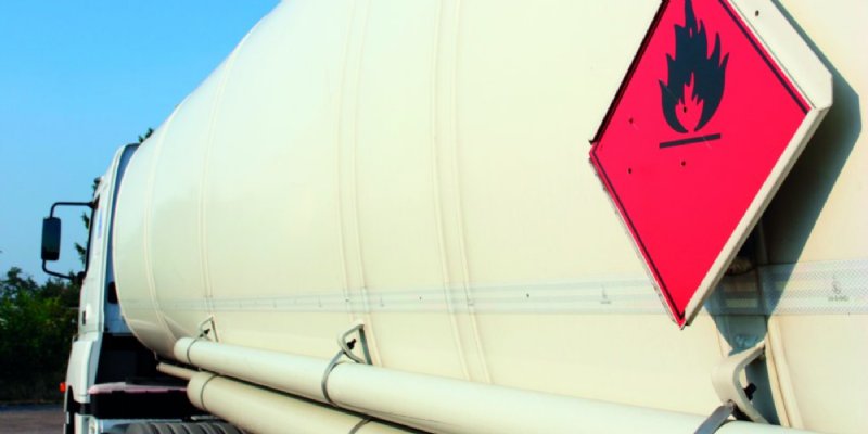 DNIT estabelece regras para cadastramento de rotas no transporte de produtos perigosos